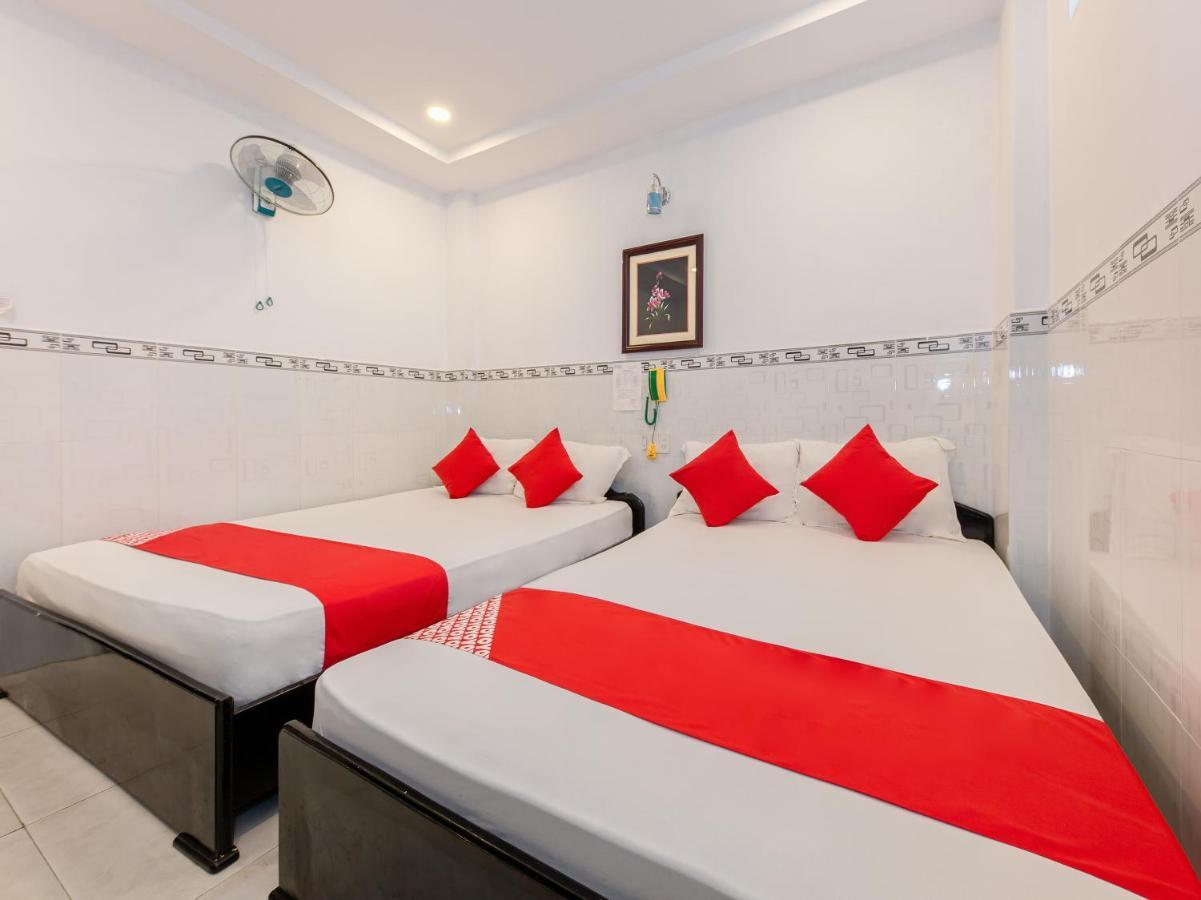 Oyo 828 Hoa Giay Hotel Nha Trang Exterior photo