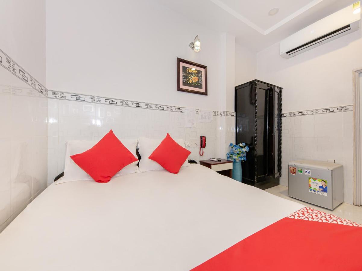 Oyo 828 Hoa Giay Hotel Nha Trang Exterior photo